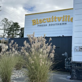 Biscuitville - the entrance to biscuitville fresh southern - Breakfast & Brunch Near Me - Greensboro, North Carolina