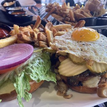Kuma's Corner - American Near Me - Indianapolis, Indiana