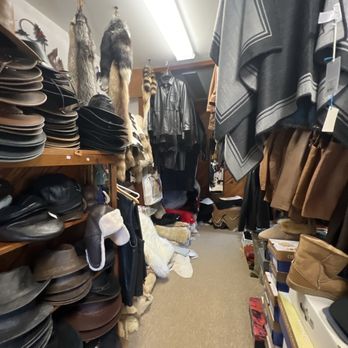 Four Winds Leather - Leather Goods Near Me - North Eastham, Massachusetts Four Winds Leather - Leather Goods Near Me - North Eastham, Massachusetts