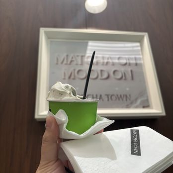 Matcha Town - White Champaca and Black Sesame - Gelato Near Me - Cupertino, California