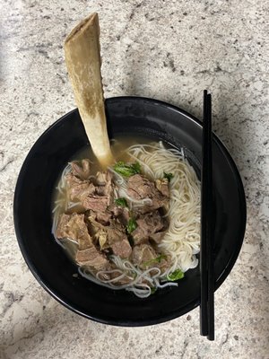 Thuy's Pho by null