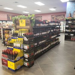 RR12 - Endless variety of wine