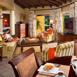 Kristi Ekman - Travel Consultant - Family-sized suite for a relaxed vacation