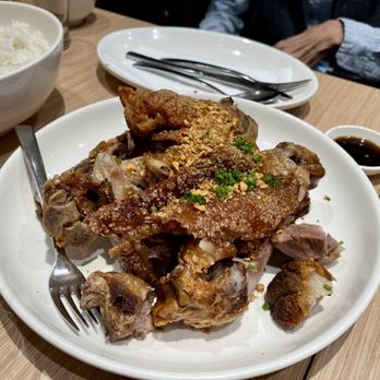 Manam - Crispy Pata - Filipino Near Me - Pasay City, NCR