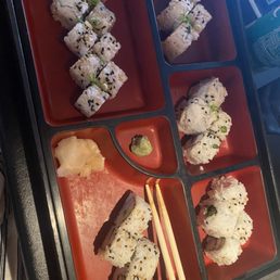 Bento box J8  substitute tuna roll for JB roll, up charge $1
