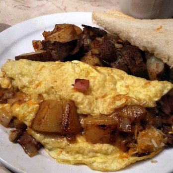 Java Jazz & Soup Nutz - Hawaiian Omelette - Coffee & Tea Near Me - Lahaina, Hawaii