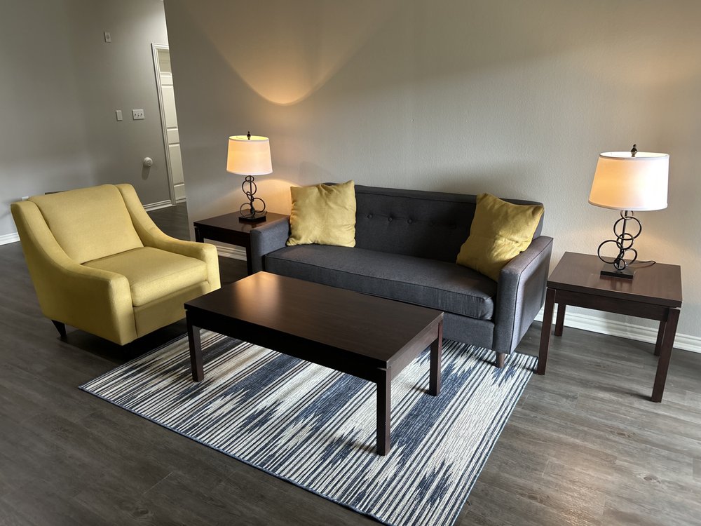 FURNITURE OPTIONS Updated September 2024 19 Photos 1624 W Crosby