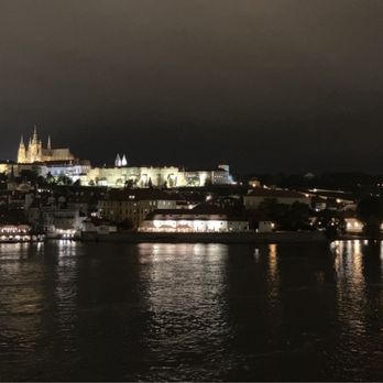 Karlův Most - Gazing back towards the Prague Castle - Landmarks & Historical Buildings Near Me - Prague, Puerto Rico