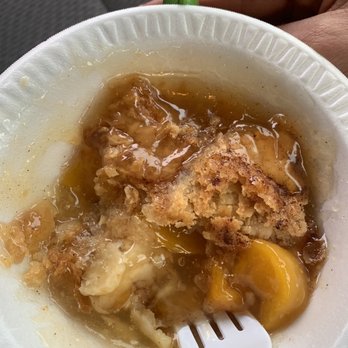 Queen's Bar-B-Que - Peach Cobbler It was just OK - Barbeque Near Me - Galveston, Texas Queen's Bar-B-Que - Peach Cobbler It was just OK - Barbeque Near Me - Galveston, Texas