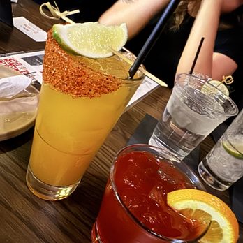 Desert Ridge Improv - Zero Proof drinks - Comedy Clubs Near Me - Phoenix, Arizona
