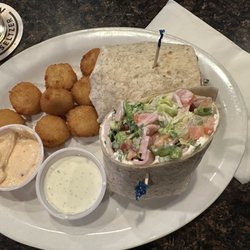 Joe's Sports Bar & Grill - Wrap with munchers