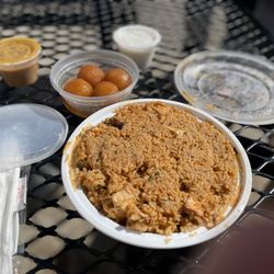 Sangam Mart - Paneer biryani and gulab jamun