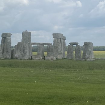 Stonehenge - Full View - Landmarks & Historical Buildings Near Me - Amesbury, WIL Stonehenge - Full View - Landmarks & Historical Buildings Near Me - Amesbury, WIL