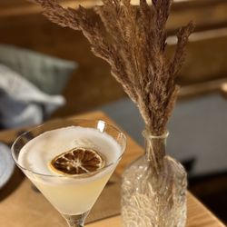 Zum Alten Markt - Lemon drop martini.   Wine and German beers available.