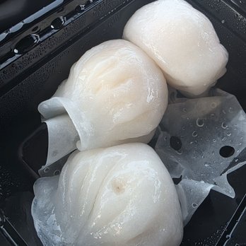 Steam Fresh - I ate one before taking the photo. There are 4 pieces per order - Noodles Near Me - Monterey Park, California Steam Fresh - I ate one before taking the photo. There are 4 pieces per order - Noodles Near Me - Monterey Park, California