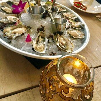 Herringbone Waikiki - Oysters on the Half Shell~Herringbone is the place. - Seafood Near Me - Honolulu, Hawaii Herringbone Waikiki - Oysters on the Half Shell~Herringbone is the place. - Seafood Near Me - Honolulu, Hawaii