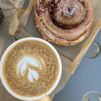 Revolution Roasters - Latte with a morning bun pastry - Coffee Roasteries Near Me - Carlsbad, California Revolution Roasters - Latte with a morning bun pastry - Coffee Roasteries Near Me - Carlsbad, California