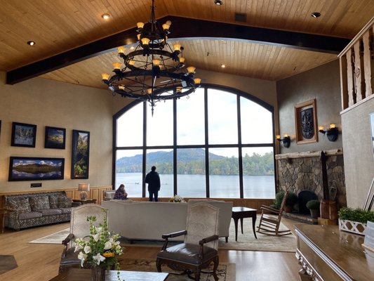 Golden Arrow Lakeside Resort by null