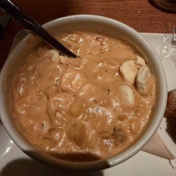 Elliott's Oyster House - Spicy Crab & Corn Chowder - Seafood Near Me - Seattle, Washington Elliott's Oyster House - Spicy Crab & Corn Chowder - Seafood Near Me - Seattle, Washington