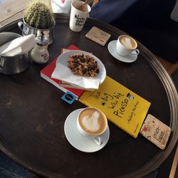 Storie Store