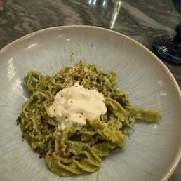 Pasta al pesto pistachio