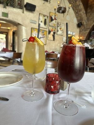 Mimi & Coco Bistro by null