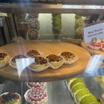 Baklovah Bakery - Desserts Near Me - San Antonio, Texas