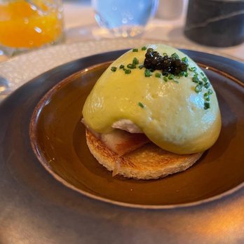 Bougainville - Eggs Benedict - Modern European Near Me - Amsterdam, New Hampshire