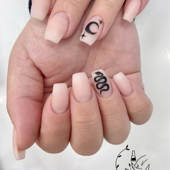 Nail Icon Studio - Nail Salons Near Me - Westerly, Rhode Island