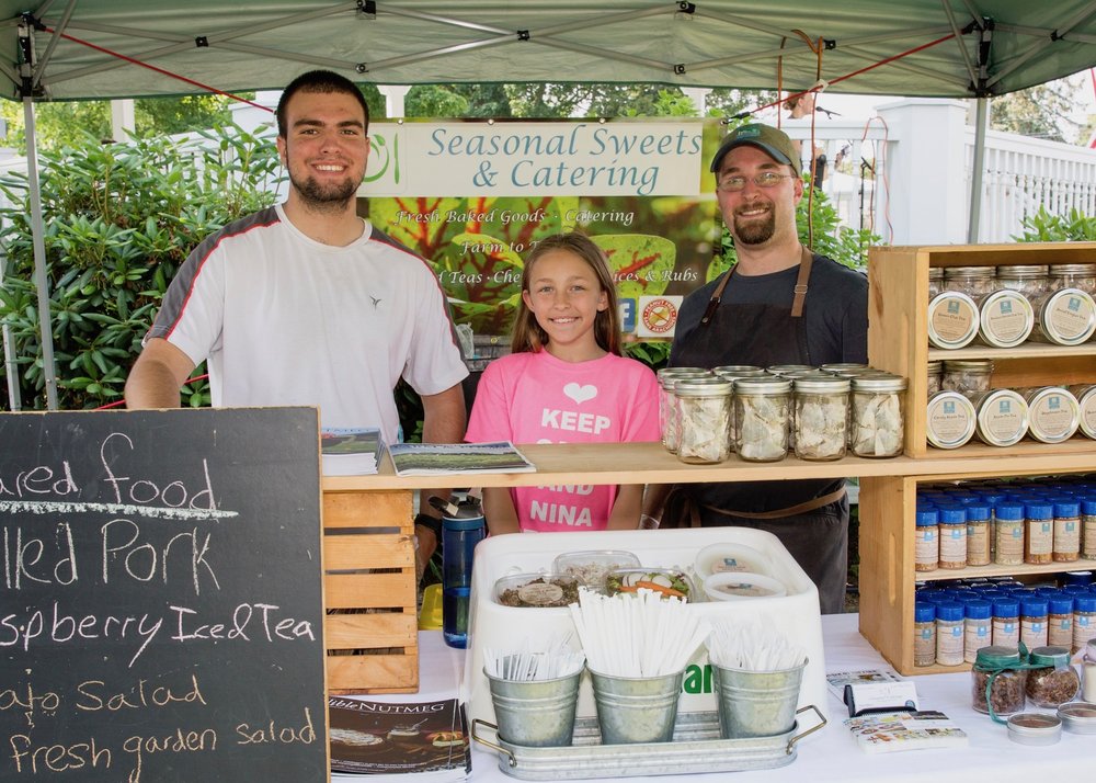 Monroe Farmers Market Logo