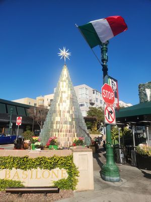 Piazza Basilone by null