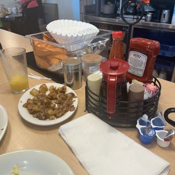 Eggs Up Grill - Breakfast & Brunch Near Me - Apex, North Carolina Eggs Up Grill - Breakfast & Brunch Near Me - Apex, North Carolina
