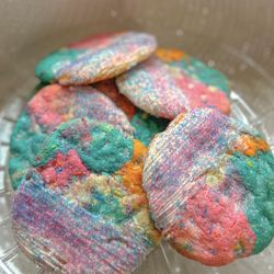 Kookie Kouture - Unicorn cookies ! What fun. Sprinkles, colors, glitter oh my