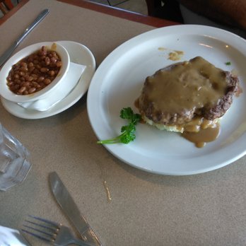 Oysters Restaurant - Country Fried Steak with Gravy, Mashed Potatoes, Baked Beans. - Seafood Near Me - Crystal River, Florida Oysters Restaurant - Country Fried Steak with Gravy, Mashed Potatoes, Baked Beans. - Seafood Near Me - Crystal River, Florida