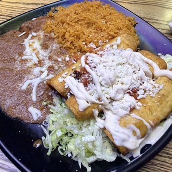 El Rinconsito - Flautas plate - Mexican Near Me - Seattle, Washington