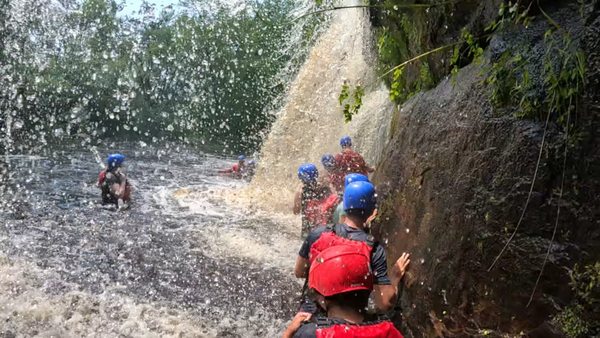 Hard Water Sports by null