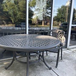Flamingo Patio - Outdoor seating