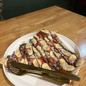 Hops & Beans Cafe - Nutella Crepe with Strawberries and Banana - Cafes Near Me - Fremont, California Hops & Beans Cafe - Nutella Crepe with Strawberries and Banana - Cafes Near Me - Fremont, California