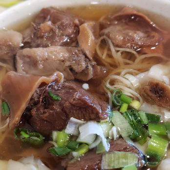 Wonton Noodle House - Wonton-beef brisket noodle soup - regular - Noodles Near Me - Edmonds, Washington