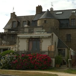 Les Trois Crevettes