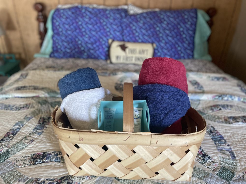 Cavvietta Quarter Horse & Cattle Company