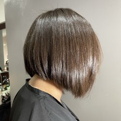 The Hot Comb Salon