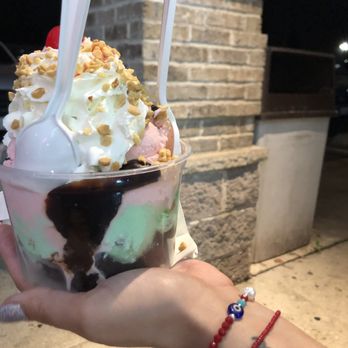 The Sweet Oasis - Ice Cream & Frozen Yogurt Near Me - Norridge, Illinois The Sweet Oasis - Ice Cream & Frozen Yogurt Near Me - Norridge, Illinois