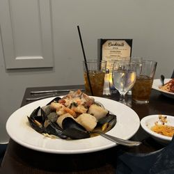 Al Dente’s Ristorante Italiano - FRUTTI di MARE - Sautéed mussels, little neck clams, shrimp, scallops, calamari and lobster meat in a spicy marinara sauce
