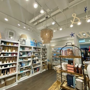 SoHa Living Kahala - Gift Shops Near Me - Honolulu, Hawaii