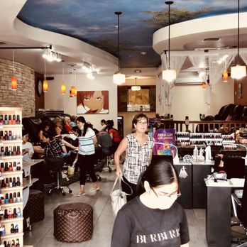 AJ Nails - Packed salon because they're the best - Day Spas Near Me - University Park, Florida