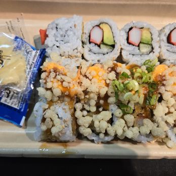 Wegmans - California roll - Grocery Near Me - New York, New York Wegmans - California roll - Grocery Near Me - New York, New York