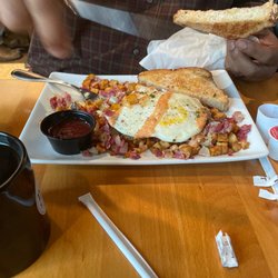 Detroit House of Pancakes - Corned beef and hash