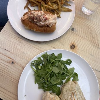 The Cliff - Lobster Roll with Fries & Buffalo Cauliflower Wrap - Breakfast & Brunch Near Me - Jersey City, New Jersey The Cliff - Lobster Roll with Fries & Buffalo Cauliflower Wrap - Breakfast & Brunch Near Me - Jersey City, New Jersey