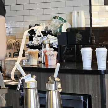 Starbucks - Coffee & Tea Near Me - Austin, Texas